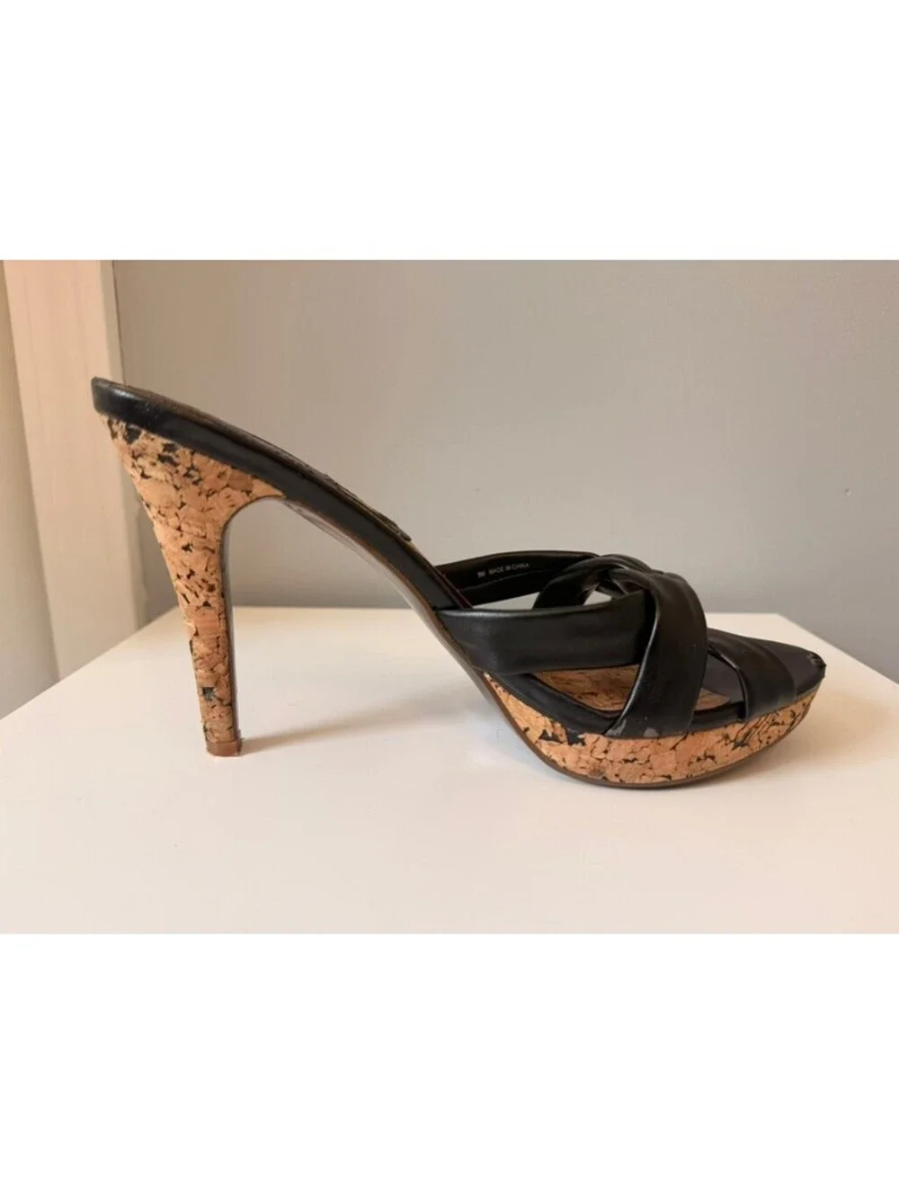 Vintage Charles David Leather Heels w/ Cork Heel (size 9)